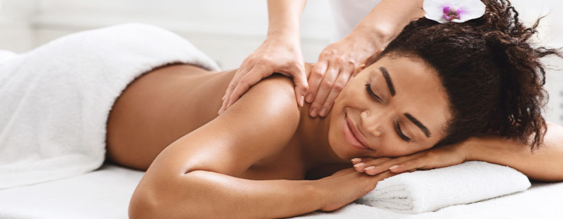 Patient receiving Massage Therapy in Redmond for auto accident injury pain relief